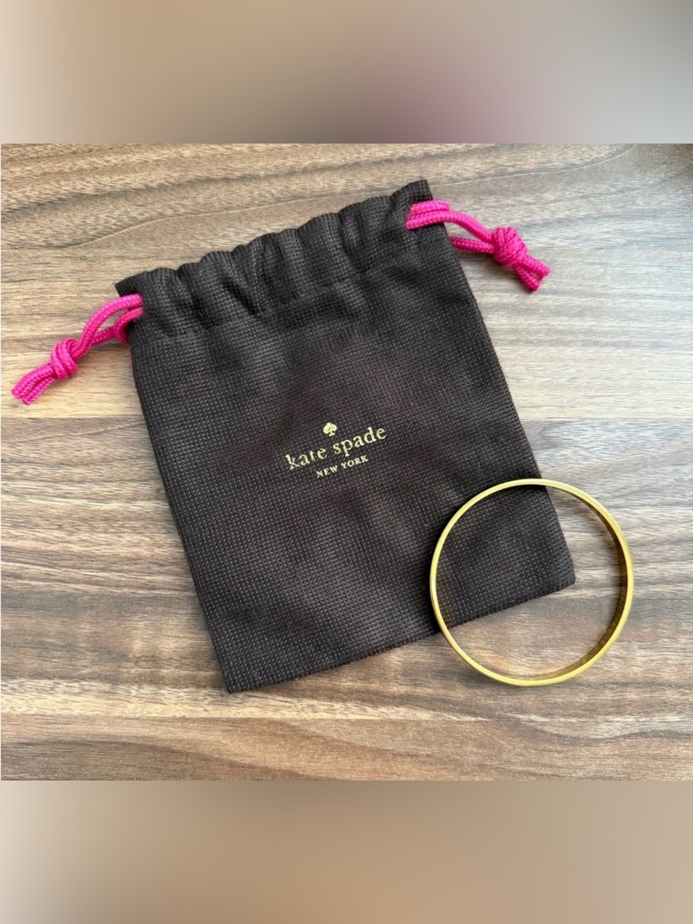 Kate Spade Draw the Line Black Enamel Gold Bangle Bracelet Idiom Collection - Picture 5 of 5